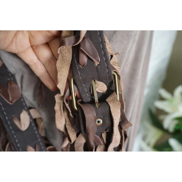 Moroccan Leather Shoulder Bag: Bohemian Hippie Fringe Bag - Picture 8 of 12